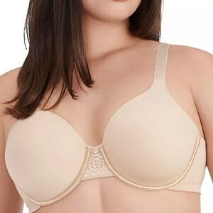 Vanity Fair T-Shirt  Nude Bra